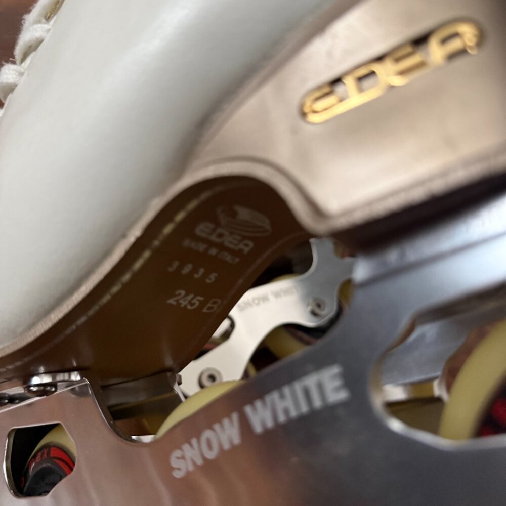 Edea Chorus 245B + Snow White Inline Frame - Picture 6 of 11